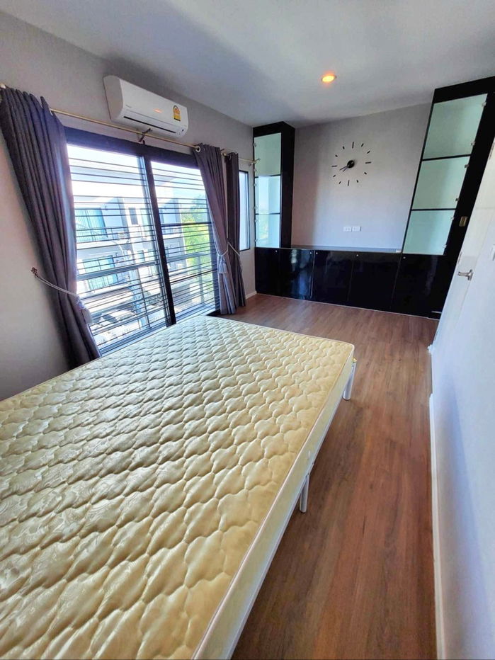 picture House for rent in the middle of Pinklao Charan - 5/8