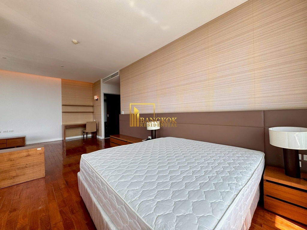 picture Very Spacious 4 Bedroom Luxury Apartment in Phrom Phong - BR0028AP - 27/56