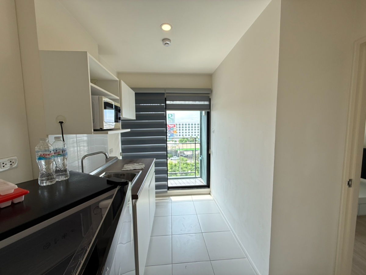 picture rent icondo green space sukhumvit77 pharse2 Line ID 0619636888 - 9/18