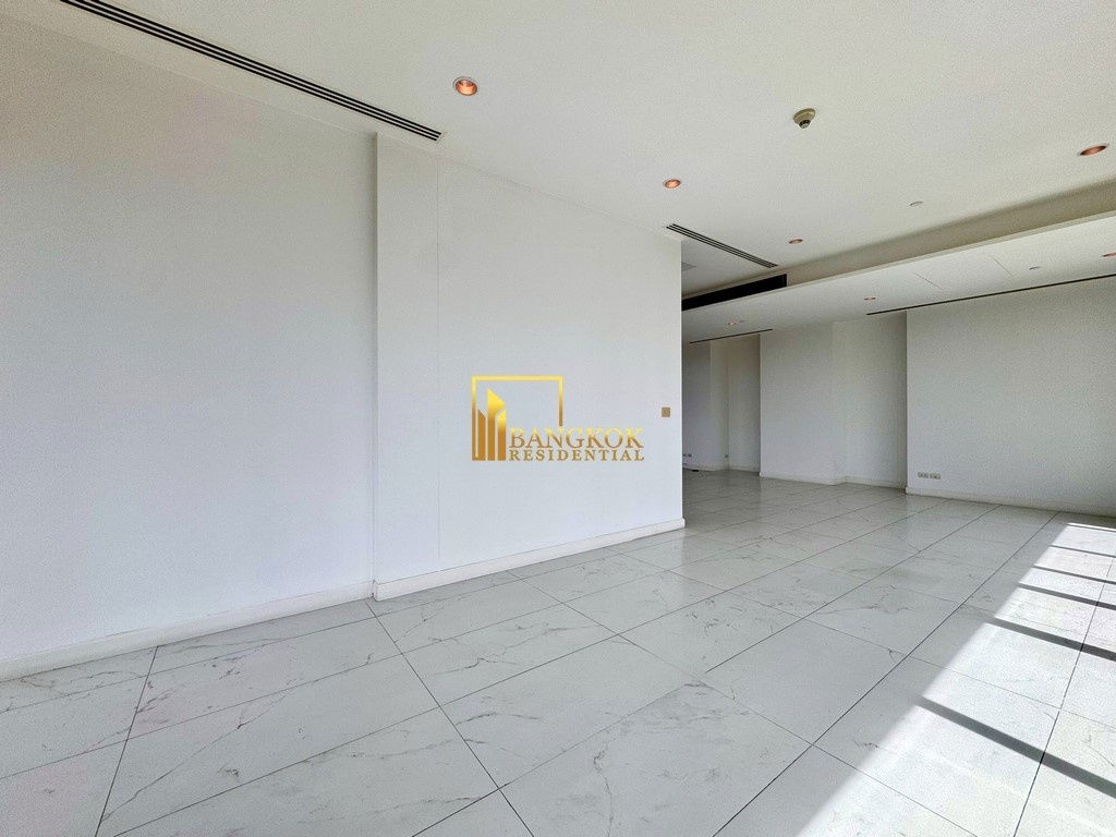 รูป 185 Rajadamri | Impressive 3 Bed Luxury Duplex Condo For Rent - BR13826CD - รูปที่ 7/58