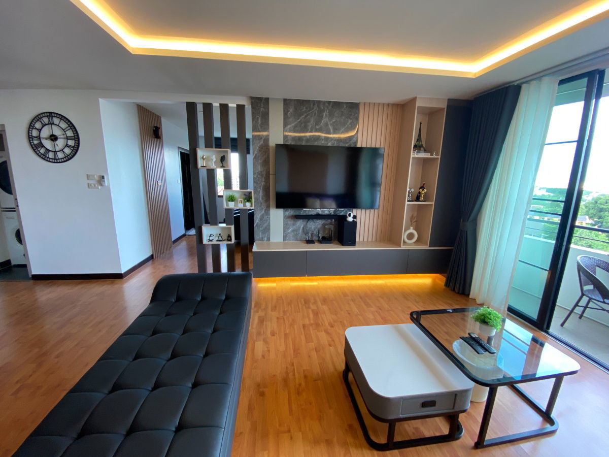 รูป Penthouse for rent : 3 bedrooms l 141 sqm. l Chiangmai city - รูปที่ 5/18