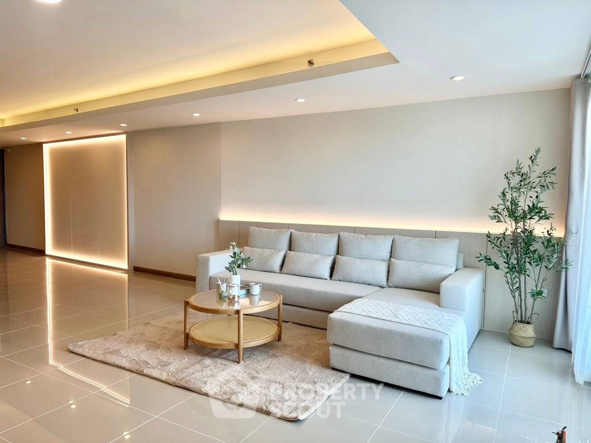รูป คอนโด 3-ห้องนอน ที่ ศุภาลัย ริเวอร์ รีสอร์ท เจริญนคร ใน สำเหร่ (ID 2313410) - รูปที่ 10/24
