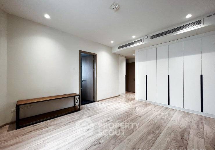 picture 3-BR Condo at All Seasons Mansion Condominium near BTS Phloen Chit (ID 2313730) - 13/25