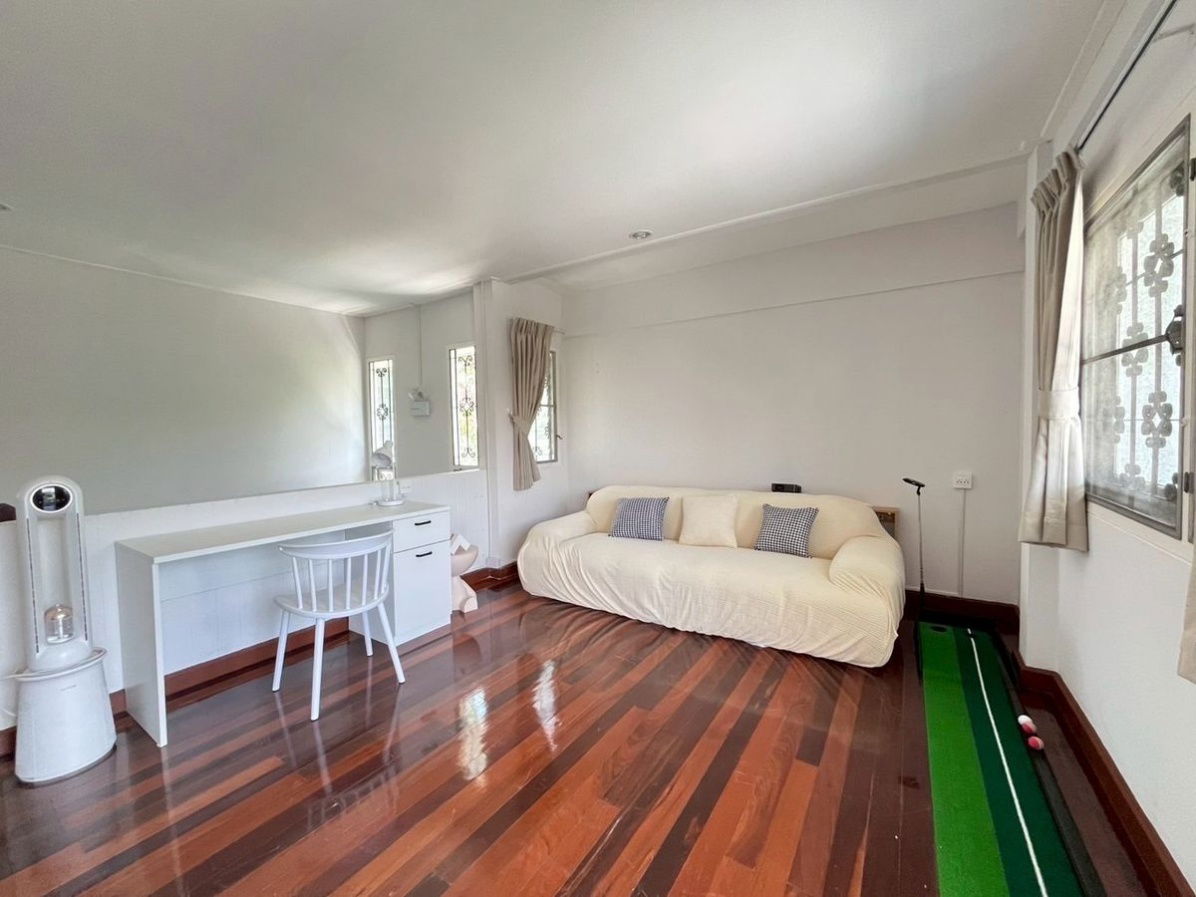 picture WS3763 🏡 House for rent — Phatthanakan 53 | Cozy Garden View, only 85,000/month - 8/16