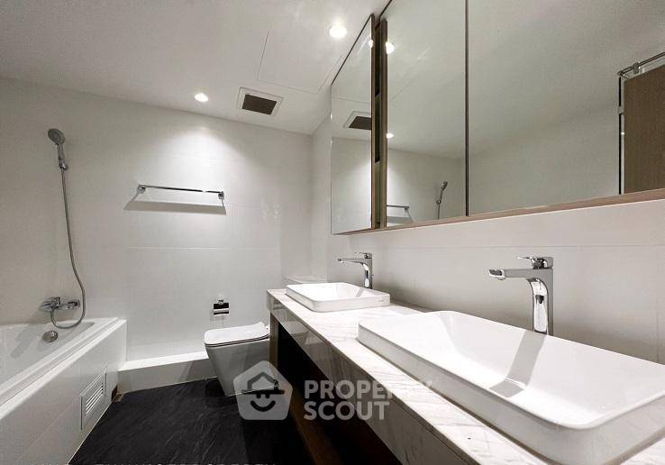picture 3-BR Condo at All Seasons Mansion Condominium near BTS Phloen Chit (ID 2313730) - 12/25