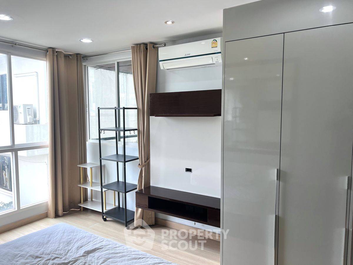 picture 1-BR Condo at Baan Klang Krung Siam-Pathumwan Condominium near BTS Ratchathewi (ID 2312756) - 4/9