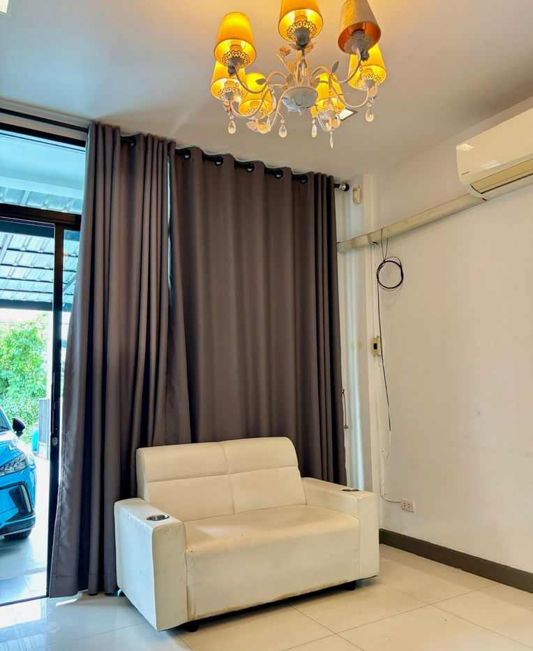 รูป ให้เช่า ทาวน์โฮม 3 ชั้น (หลังมุม) Cozy สตรีวิทยา 2 ซอย 29 แยก 6 – ทำเลดี เหมาะอยู่อาศัยหรือทำโฮมออฟฟิศ - รูปที่ 4/9