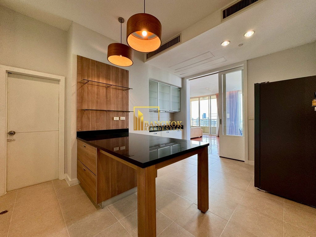 picture Very Spacious 4 Bedroom Luxury Apartment in Phrom Phong - BR0028AP - 17/56