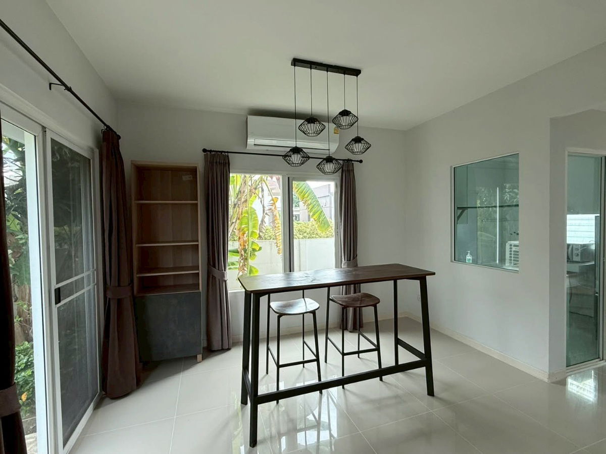 รูป 🏡 บ้านเดี่ยวให้เช่า พฤกษ์ลดา ประชาอุทิศ 90 พร้อมเฟอร์ครบ อยู่ได้ทันที 3 ห้องนอน 2 ห้องน้ำ านสวย สภาพดี ทำเลในโครงการคุณภาพจาก แลนด์แอนด์เฮ้าส์ - รูปที่ 2/14