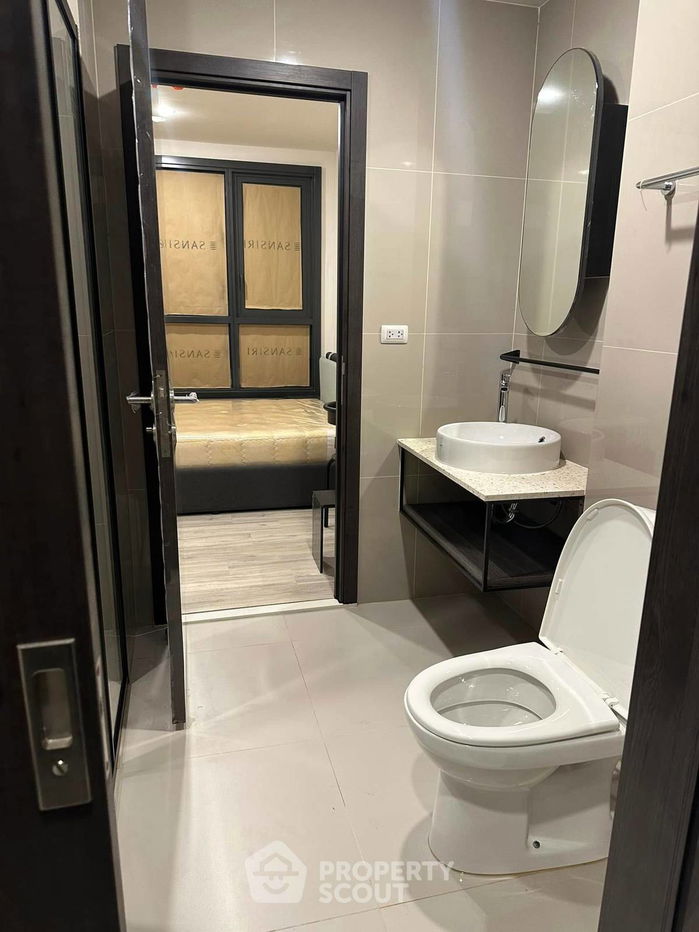picture 1-BR Condo at XT Huaikhwang near MRT Huai Khwang (ID 2061777) - 2/5