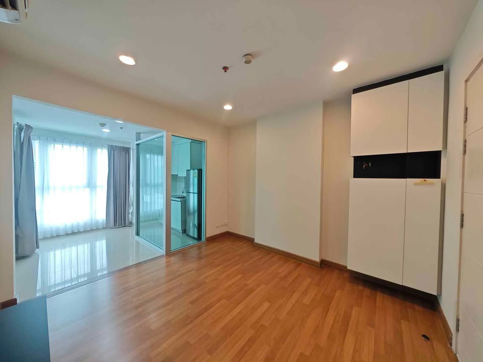 picture TA8101📲LineID @556ryccg🚄36.61 sqm 1 Bedroom Floor15 Partly furnished Centric Ratchada-Suthisan near subway MRT Suthisan - 1/12