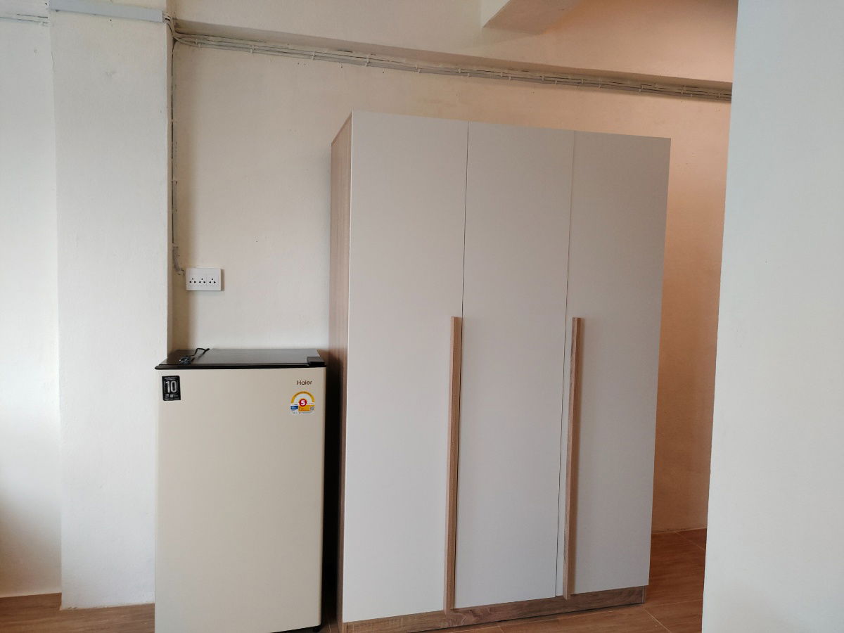 รูป นิรันดร์เรซิเดนซ์ 3 หอราม 2 ห้องสวย 3,600-3750 บาท ไฟหลวง - รูปที่ 2/5