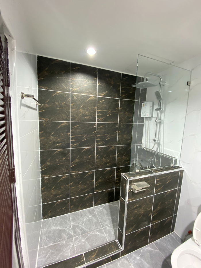 รูป Penthouse for rent : 3 bedrooms l 141 sqm. l Chiangmai city - รูปที่ 17/18