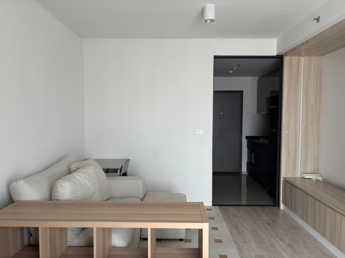 picture *** Condo for rent : Ideo Ratchada -Suthisarn *** - 4/11