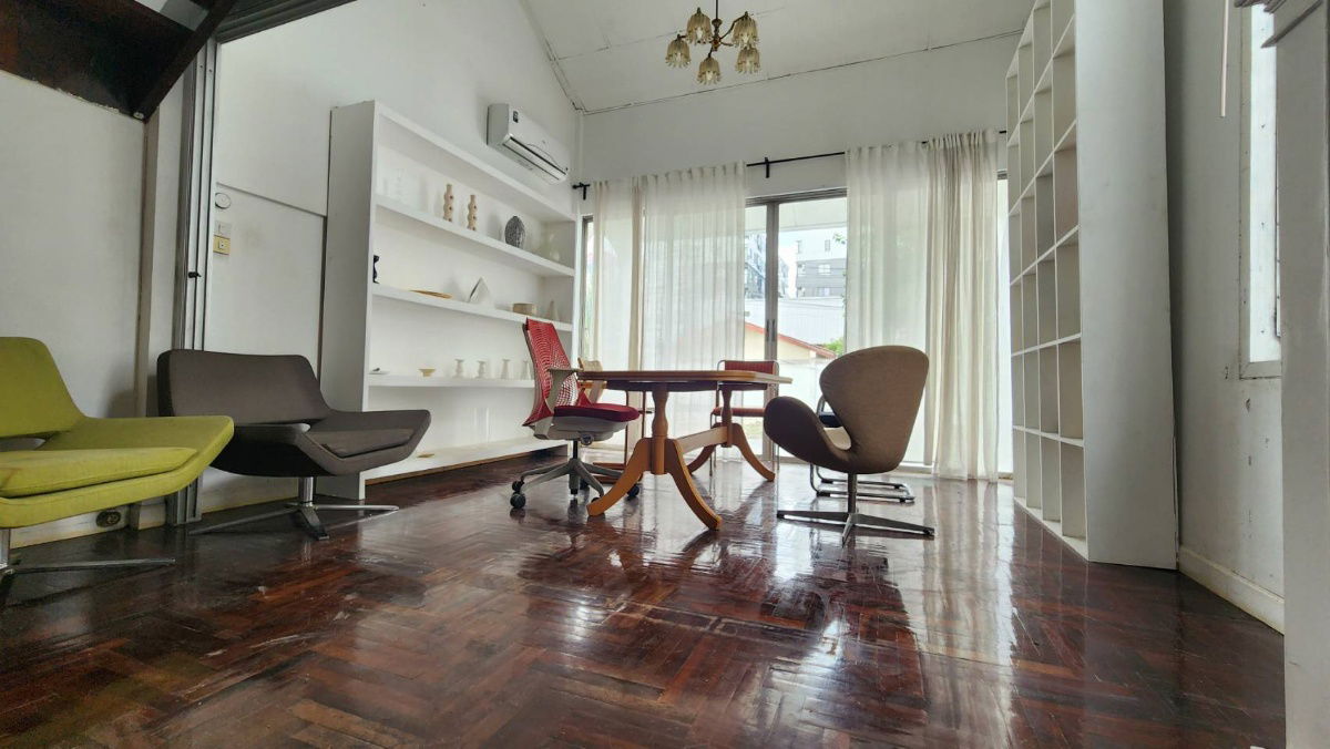 picture Urgently for rent, 2-storey detached house ***Newly renovated, just finished, in Soi Ram Intra 19 - 8/18