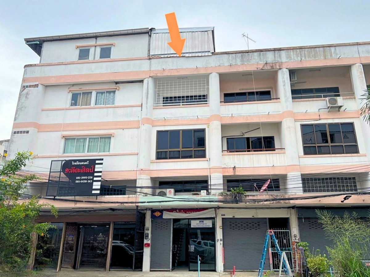 รูป ขายถูกมาก อาคารพานิช 3ชั้น 21 ตรว. ใกล้ถนนสุขุมวิท ซอยเก้ากิโล ใกล้ รร.เซนต์ปอลคอนแวนต์ อ.ศรีราชา ชลบุรี - รูปที่ 2/9