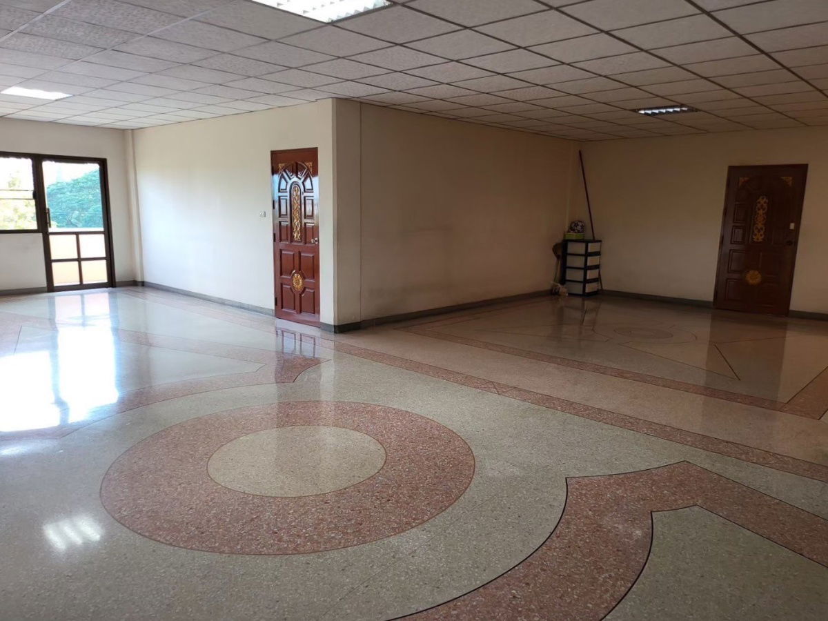 picture Rare Opportunity: 16 Rai Office & Land, Pathum Thani, 20 Mins to City - 13/19