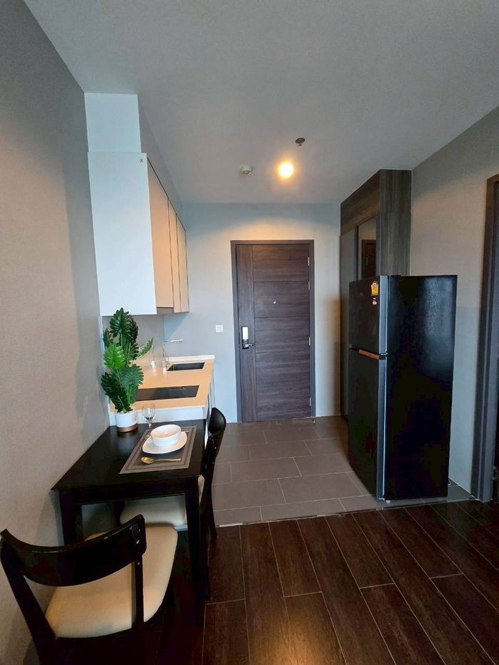 รูป C Ekkamai ซี เอกมัย ให้เช่า >> 16,000 baht (30.45 Sqm), 1 Bedroom, Living room, Kitchen (Line ID: meigood777) - รูปที่ 2/10