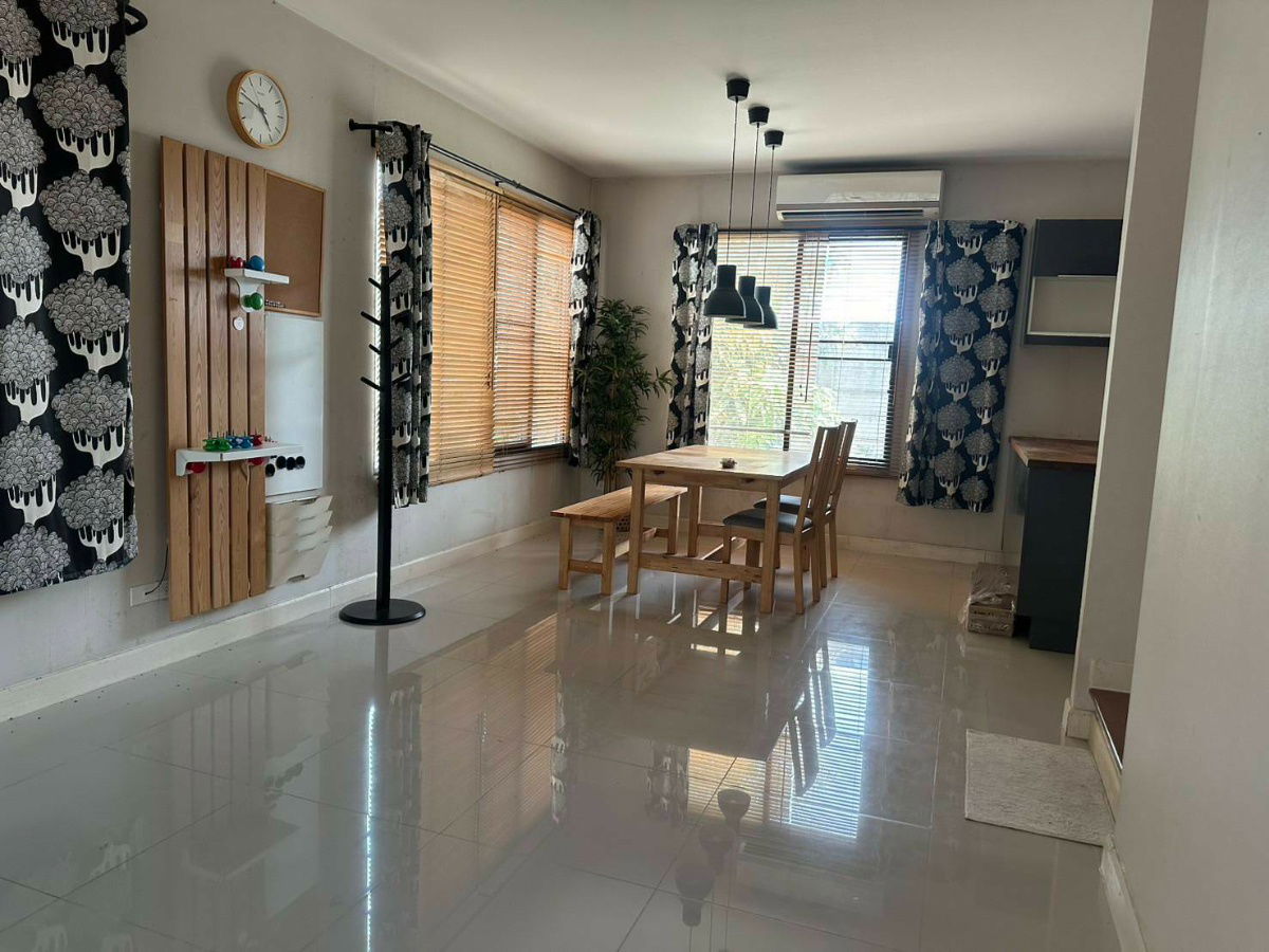 รูป ขายบ้านเดี่ยว 57 ตรว.พร้อมเข้าอยู่ได้เลย จอดรถสะดวกมาก - รูปที่ 12/16