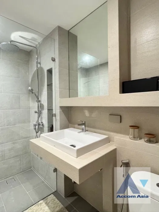 รูป 🔼🔽 AccomA 📩 Spacious townhouse with modern interior in the Sathorn area (AA39160) - รูปที่ 13/14