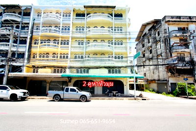 อาคารพาณิชย์ เมืองระยอง ระยอง : ขายอาคารพาณิชย์ 6 ชั้น 2 คูหา (หัวมุม+มีลิฟต์)  81 ตร.วา ติดถนนสุขุมวิทพร้อมที่จอดรถด้านหลัง ใกล้ตลาดสตาร์และเซ็นทรัล ระยอง