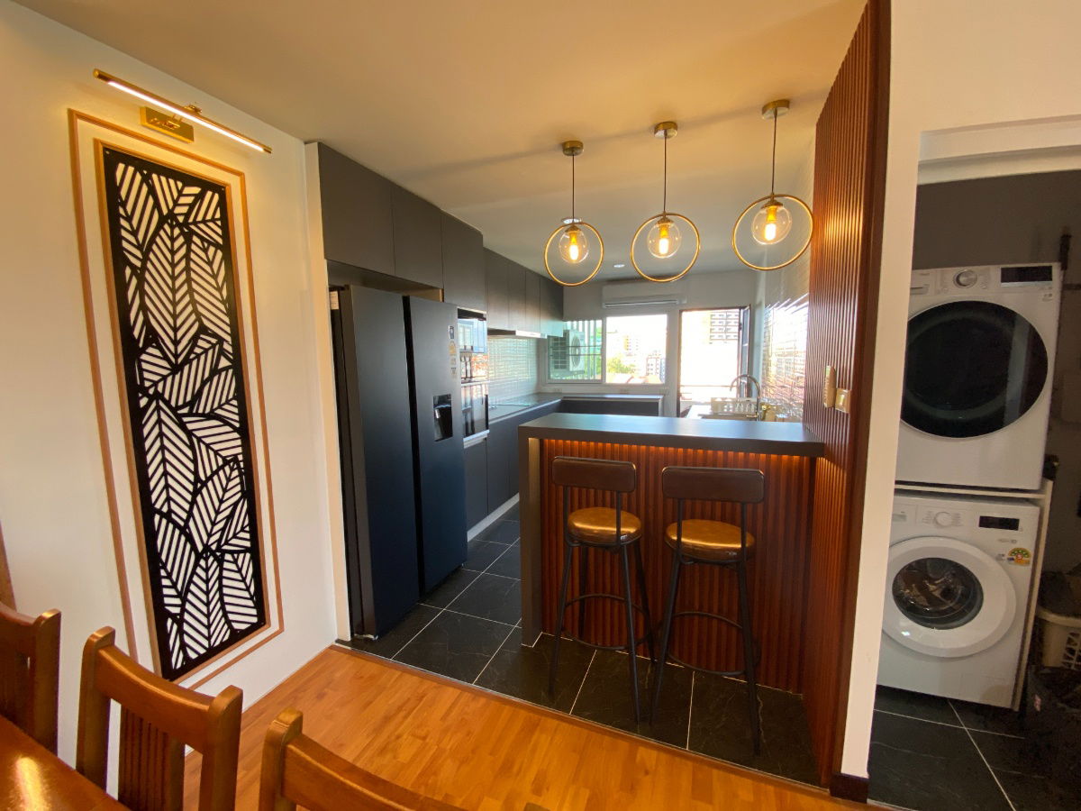 รูป Penthouse for rent : 3 bedrooms l 141 sqm. l Chiangmai city - รูปที่ 15/18