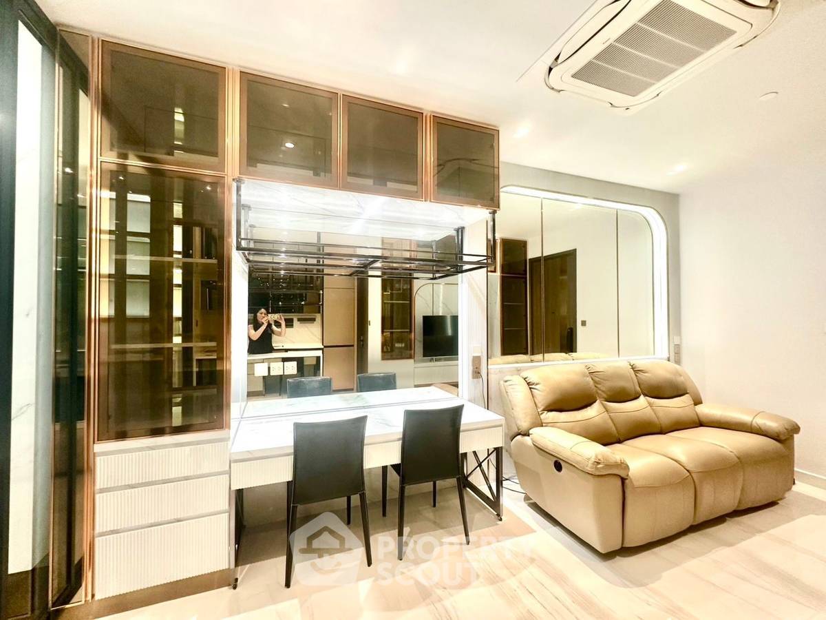picture 1-BR Condo at Supalai Icon Sathon near MRT Si Lom (ID 1895645) - 3/29