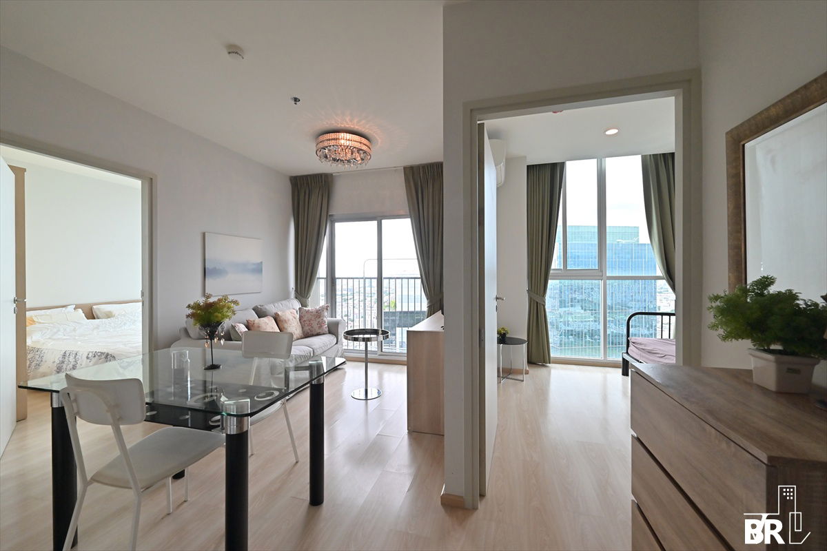 picture  Noble Revolve Ratchada 💖 Available Unit, Fully Furnished 🛋️ Near MRT Thailand Cultural Centre  - 5/12