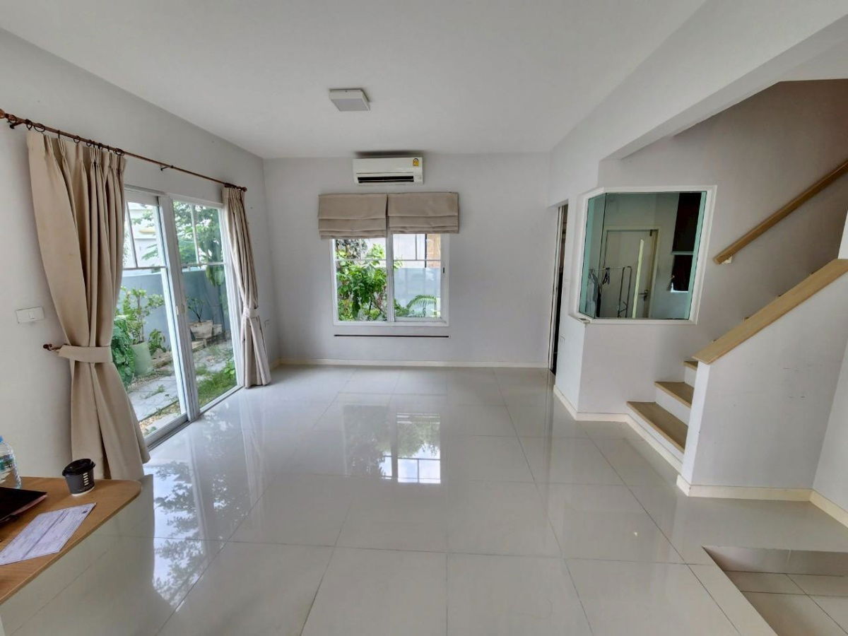 รูป ขายบ้านเดี่ยวขนาดใหญ่ 3ห้องนอน 3ห้องน้ำ ม.วิลลาจิโอ ปิ่นเกล้า-ศาลายา บ้านสภาพดีมาก โครงการคุณภาพจาก L&H ขายเพียง 4.95 ล้าน - รูปที่ 3/19