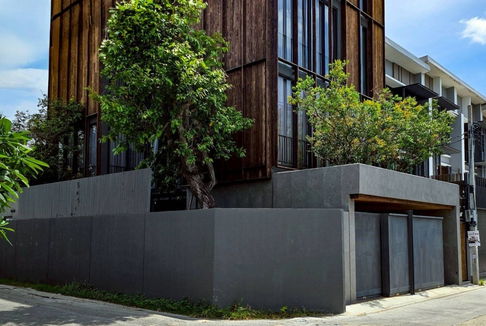 𝐉𝐈𝐀 𝐏𝐨𝐨𝐥 𝐑𝐞𝐬𝐢𝐝𝐞𝐧𝐜𝐞 𝐏𝐫𝐢𝐦𝐞 𝐋𝐨𝐜𝐚𝐭𝐢𝐨𝐧 บ้านสไตล์ Modern Pool Villaหรู ติดหน้า รร.นานาชาติฮาร์โรว์ กรุงเทพฯ  