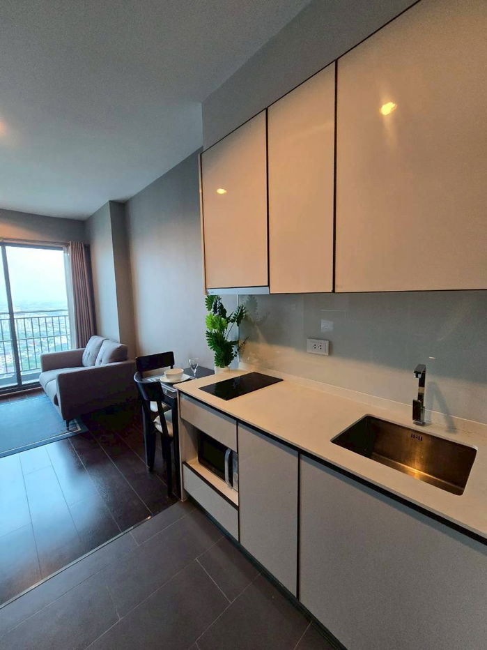 รูป C Ekkamai ซี เอกมัย ให้เช่า >> 16,000 baht (30.45 Sqm), 1 Bedroom, Living room, Kitchen (Line ID: meigood777) - รูปที่ 3/10