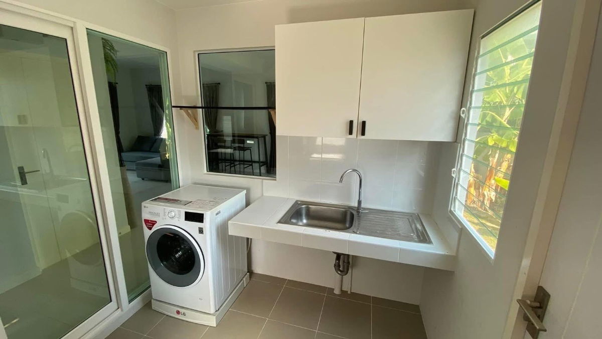 รูป 🏡 บ้านเดี่ยวให้เช่า พฤกษ์ลดา ประชาอุทิศ 90 พร้อมเฟอร์ครบ อยู่ได้ทันที 3 ห้องนอน 2 ห้องน้ำ านสวย สภาพดี ทำเลในโครงการคุณภาพจาก แลนด์แอนด์เฮ้าส์ - รูปที่ 5/14