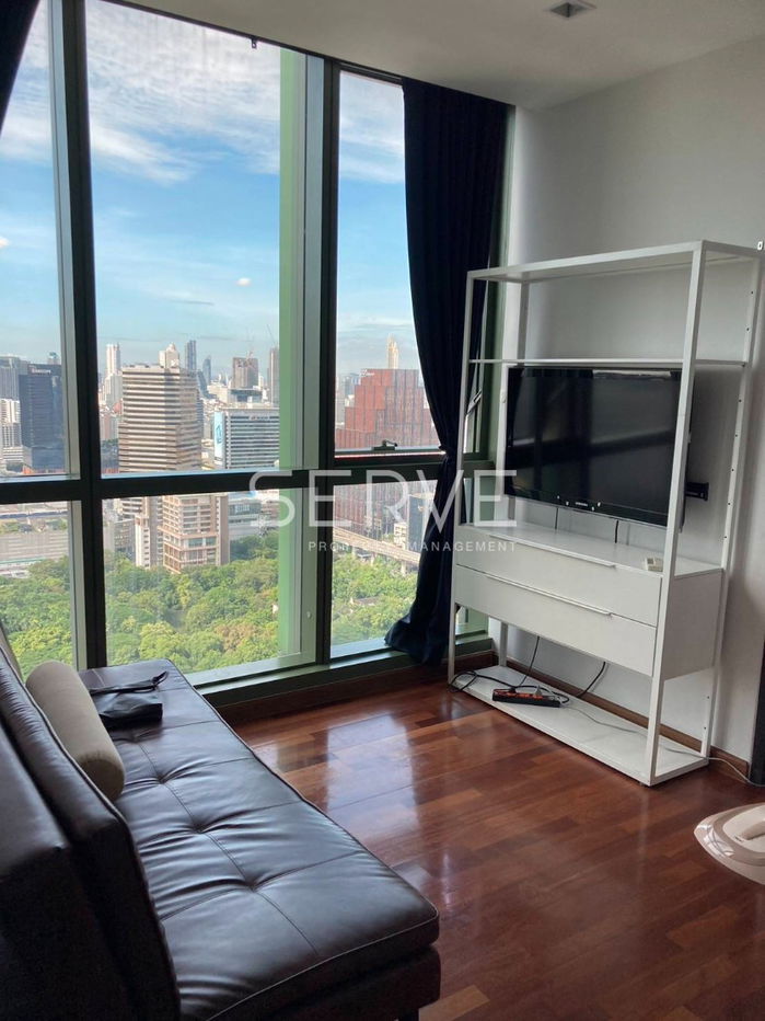 picture 1 Bed 1 Bath Nice Room Super High Fl. 40+ Good Location Close to BTS Ratchathewi 350 m. and Siam Paragon @ Wish Signature Midtown Siam - 1/10