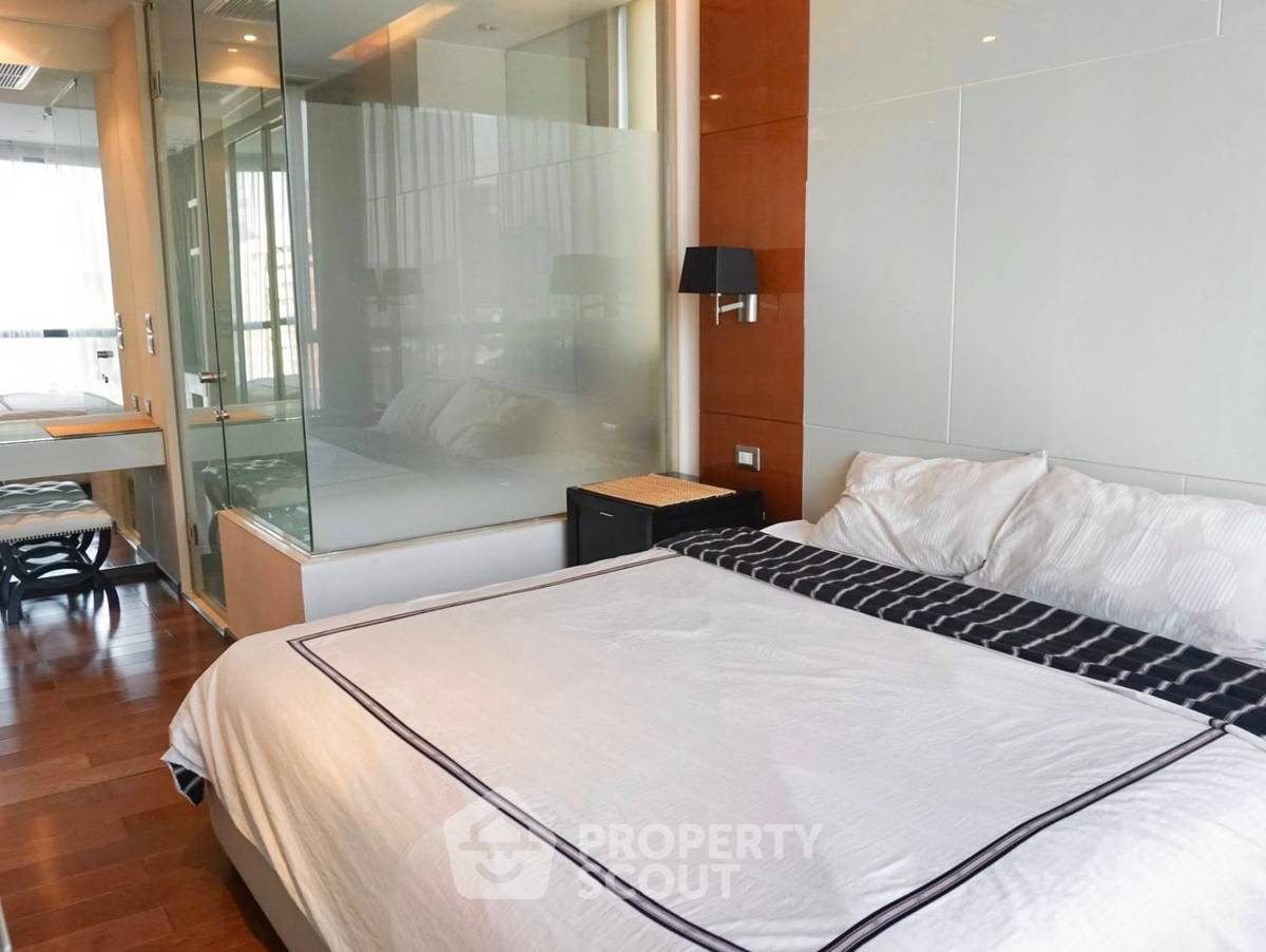 picture 2-BR Condo at The Address Sukhumvit 28 near BTS Phrom Phong (ID 2312889) - 8/9