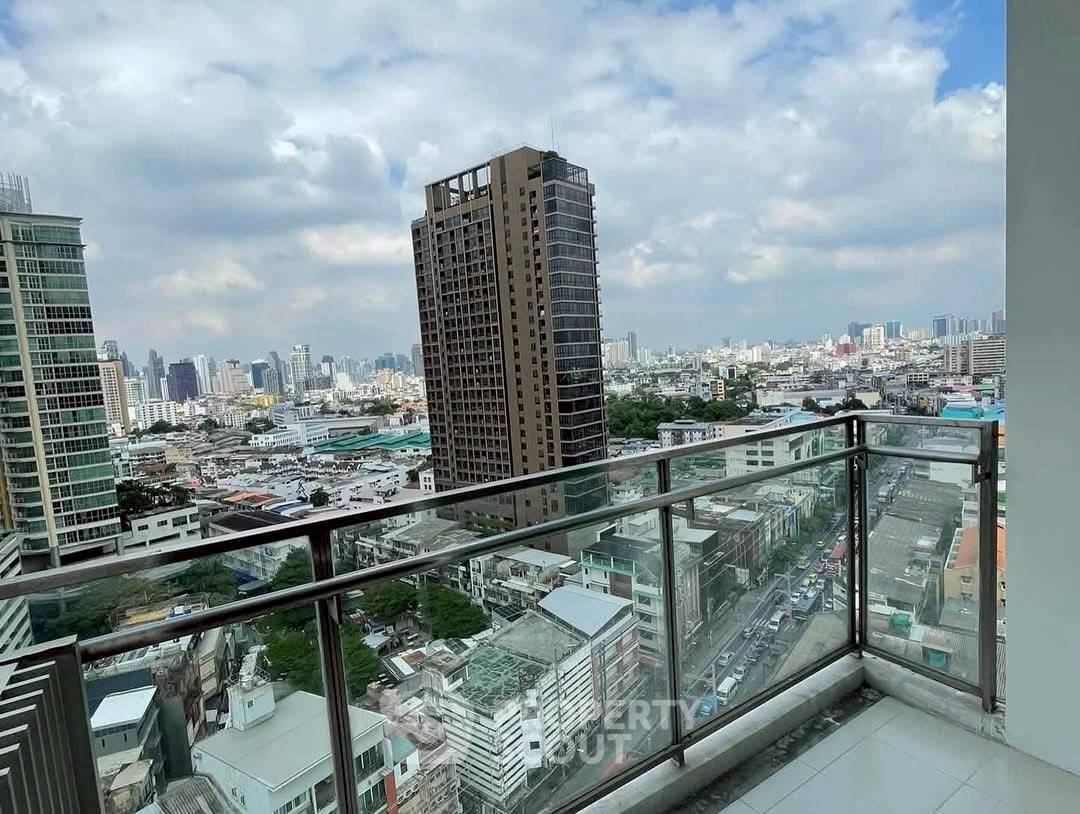 รูป คอนโด 3-ห้องนอน ที่ เดอะบลูม สุขุมวิท 71 คอนโดมิเนียม ใกล้ BTS พระโขนง (ID 2313857) - รูปที่ 18/19