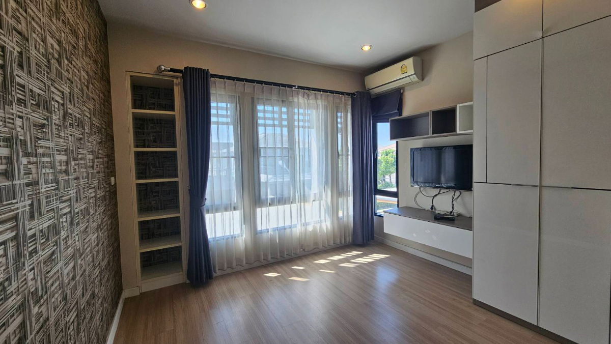 picture 🏡 2-Storey Detached House for Sale – Tharin Park Charan-Kanchanaphisek - 12/15