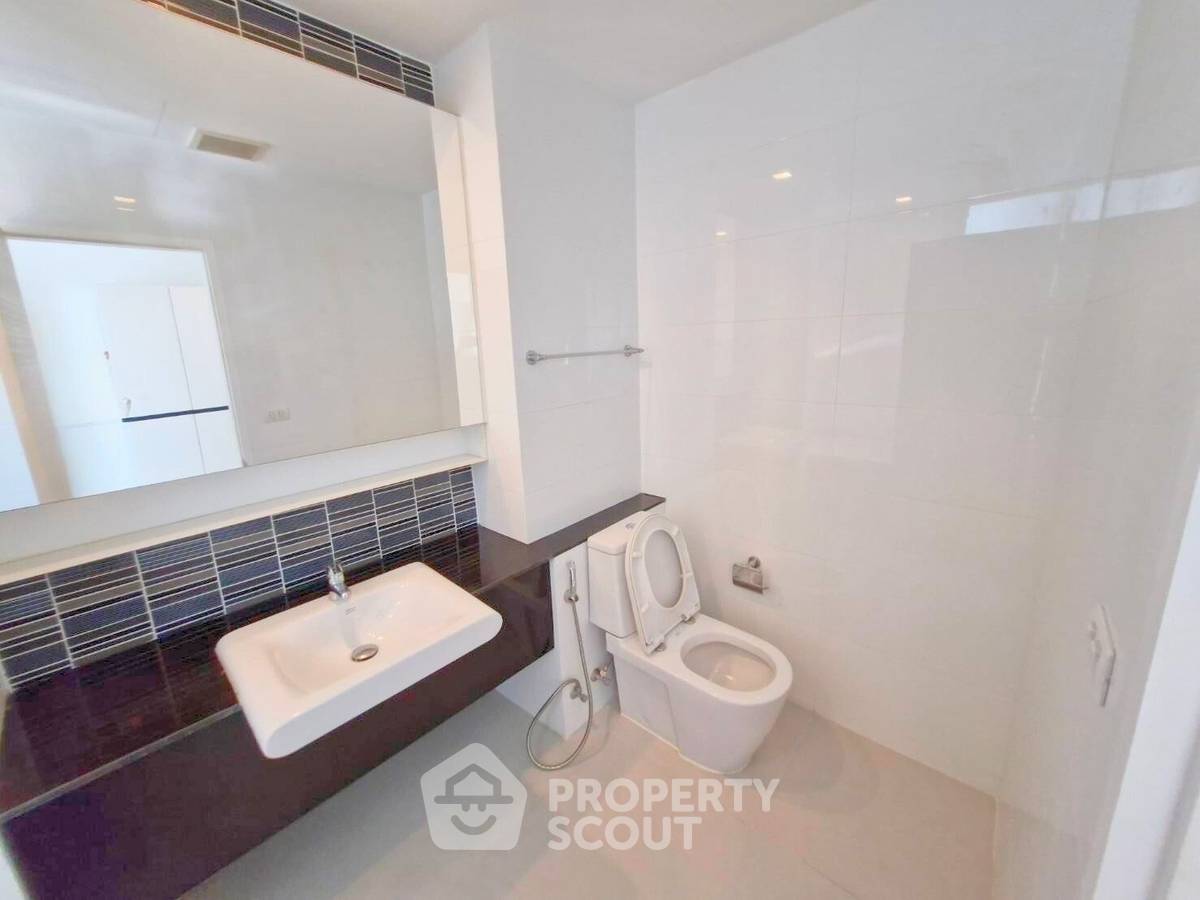 picture 2-BR Condo at The Coast Bangkok near BTS Bang Na (ID 2041902) - 6/6