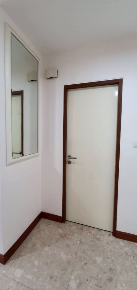 picture ST246 High-Floor Corner Unit at Sathorn Gardens Condominium Prime Location in the Heart of Sathorn, Next to Malaysian Embassy - 13/13