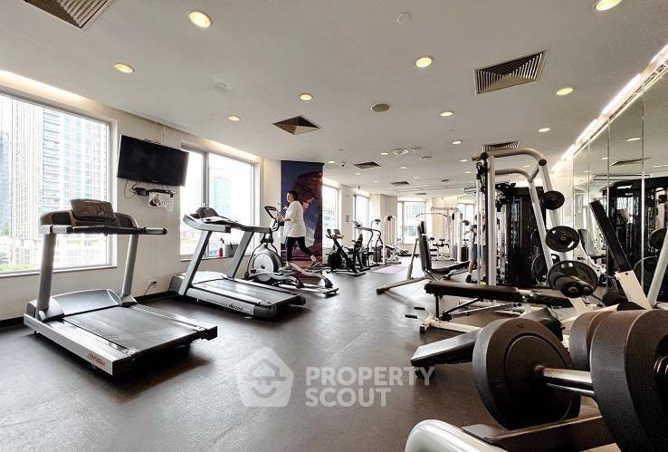 picture 3-BR Condo at All Seasons Mansion Condominium near BTS Phloen Chit (ID 2313730) - 24/25