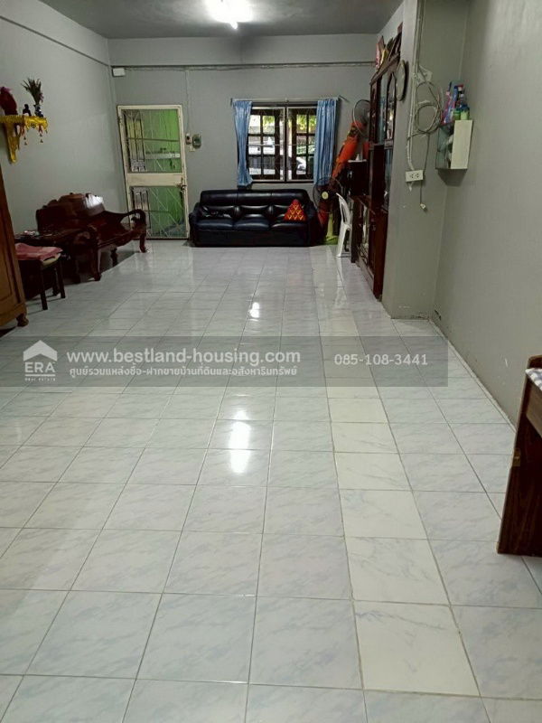 รูป ขายทาวน์เฮ้าส์ 2 ชั้น 18 ตรว. หมู่บ้านเลิศอุบล4 ซอยนาคนิวาส48 แยก14-10 ต่อเติมจอดรถได้ 2 คัน  - รูปที่ 3/13