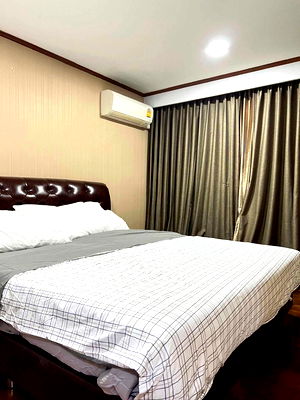 คอนโด BTS ชิดลม : #st20570 ขาย  Withayu Complex ชั้น 12 ขนาด 65 ต.รม