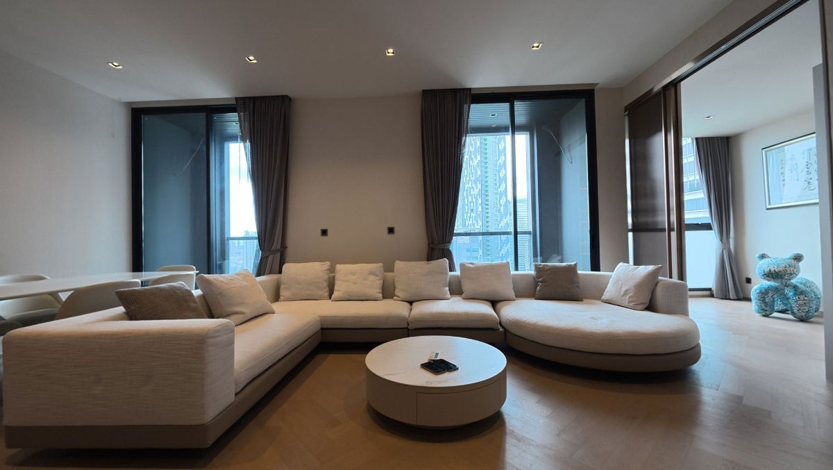 picture Condo for rent: The Reserve Sathorn, near BTS Chong Nonsi, 250,000 baht, property code: RS1824 - 2/20