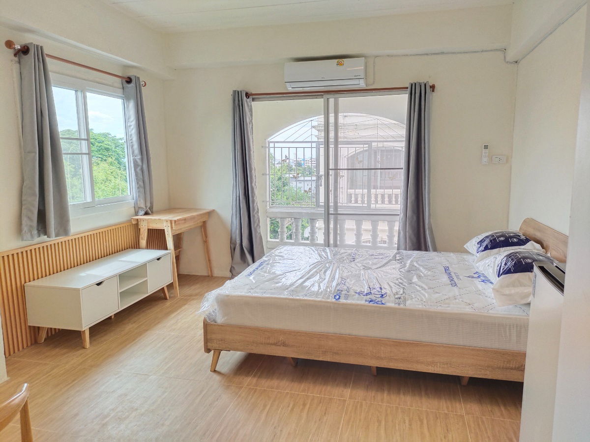 รูป นิรันดร์เรซิเดนซ์ 3 หอราม 2 ห้องสวย 3,600-3750 บาท ไฟหลวง - รูปที่ 3/5