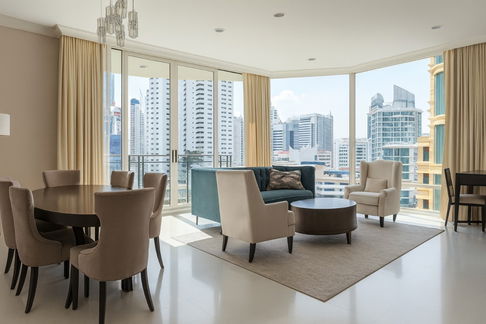 คอนโด 3 ห้องนอน สำหรับขาย ที่ Royce Private Residences