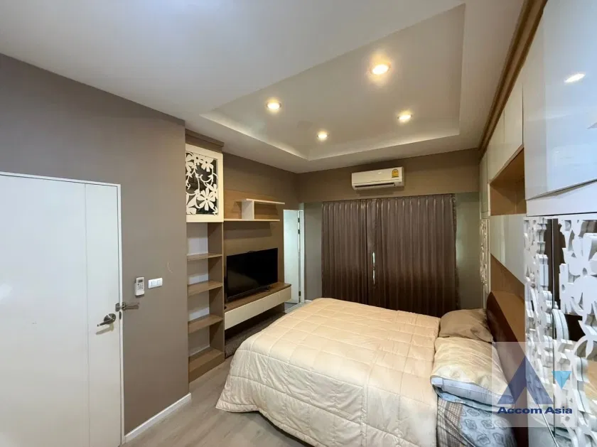 picture 🔼🔽 AccomA 📩  3 BR House @Baan Klang Muang Sukhumvit 77-On Nut 17 (AA44635) - 10/15