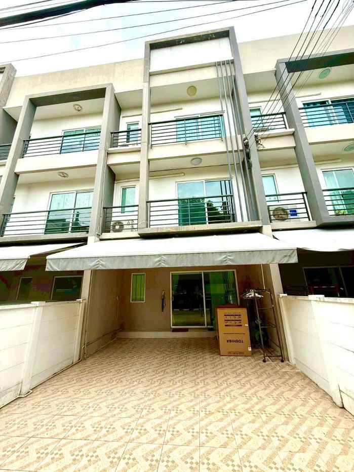 picture 💥CP-8887💥 3-story townhouse for rent, Baan Klang Muang Sukhumvit 77 project, fully furnished with appliances in every room 👉 Add Line @accessliving - 7/10