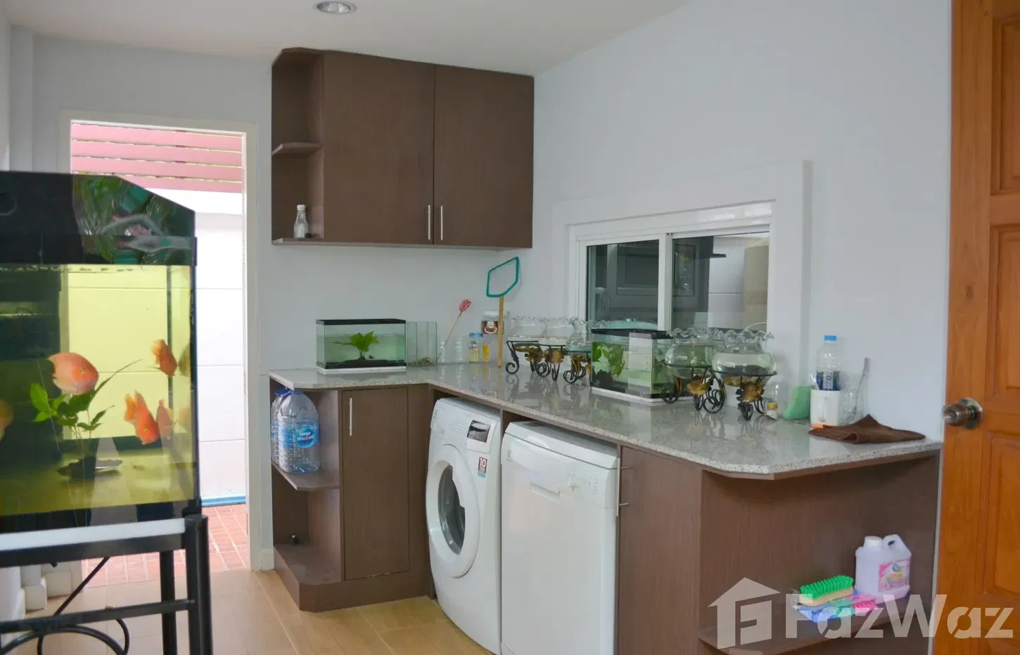 picture Superb 3 Bedroom House With Private Pool for Sale or Rent 1375656 - 7/13