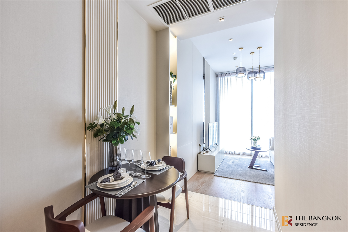 picture Book quickly before the room is gone!! Ashton Silom near BTS Chong Nonsi - 6/10