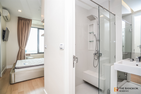 Equinox Phahol-Vipha Move-in Ready, Just Bring Your Stuff