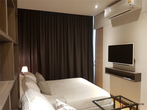 Park Origin Phrom Phong  Condo in CBD, Below Market Price